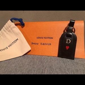 LV luggage tag with D heatstamp